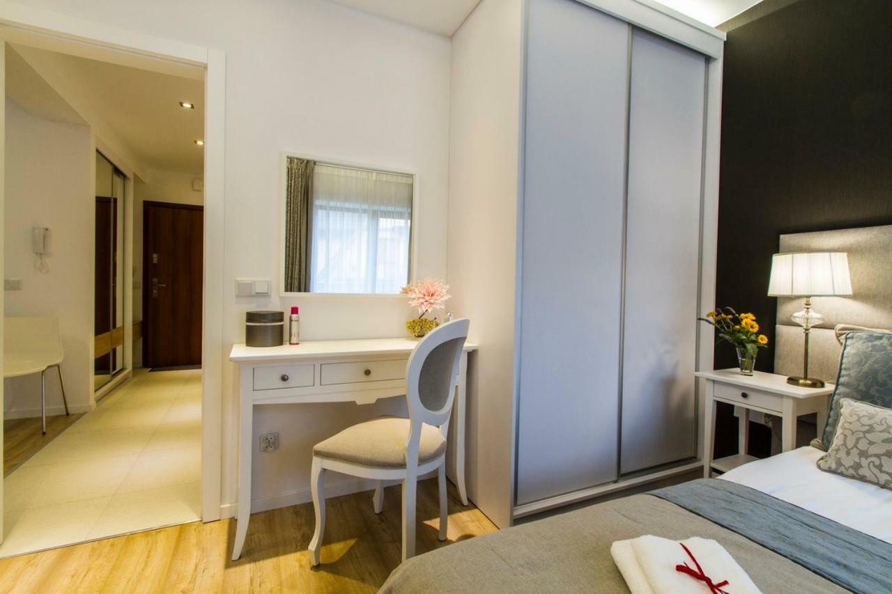 Apartament Pajo I -Rezydencja Tatry--Grota Solna--Taras--Garaz Podziemny ザコパネ エクステリア 写真