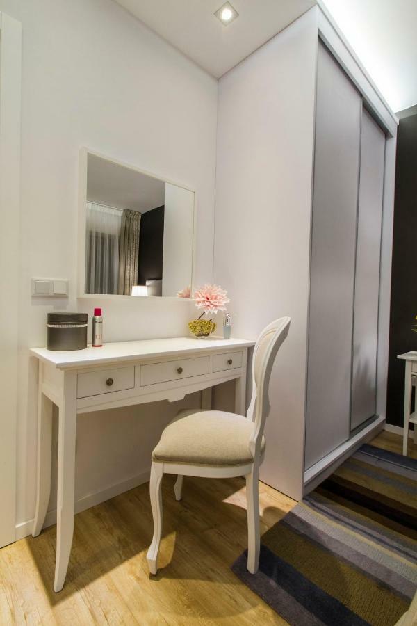 Apartament Pajo I -Rezydencja Tatry--Grota Solna--Taras--Garaz Podziemny ザコパネ エクステリア 写真