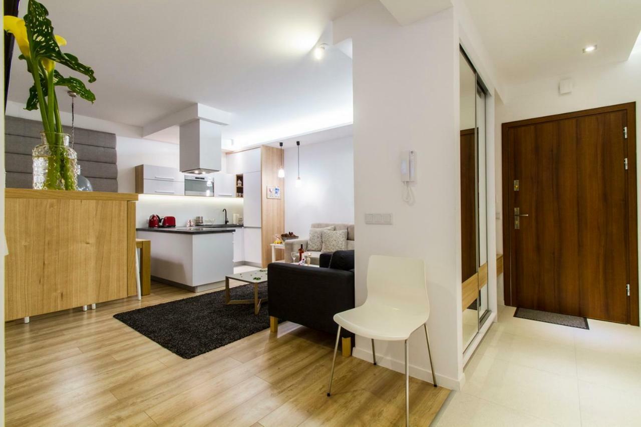 Apartament Pajo I -Rezydencja Tatry--Grota Solna--Taras--Garaz Podziemny ザコパネ エクステリア 写真