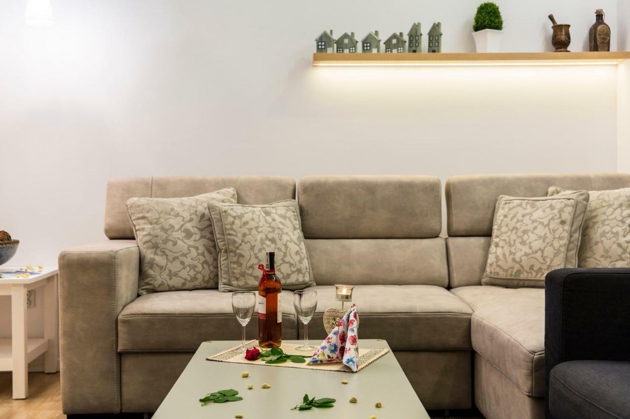 Apartament Pajo I -Rezydencja Tatry--Grota Solna--Taras--Garaz Podziemny ザコパネ エクステリア 写真