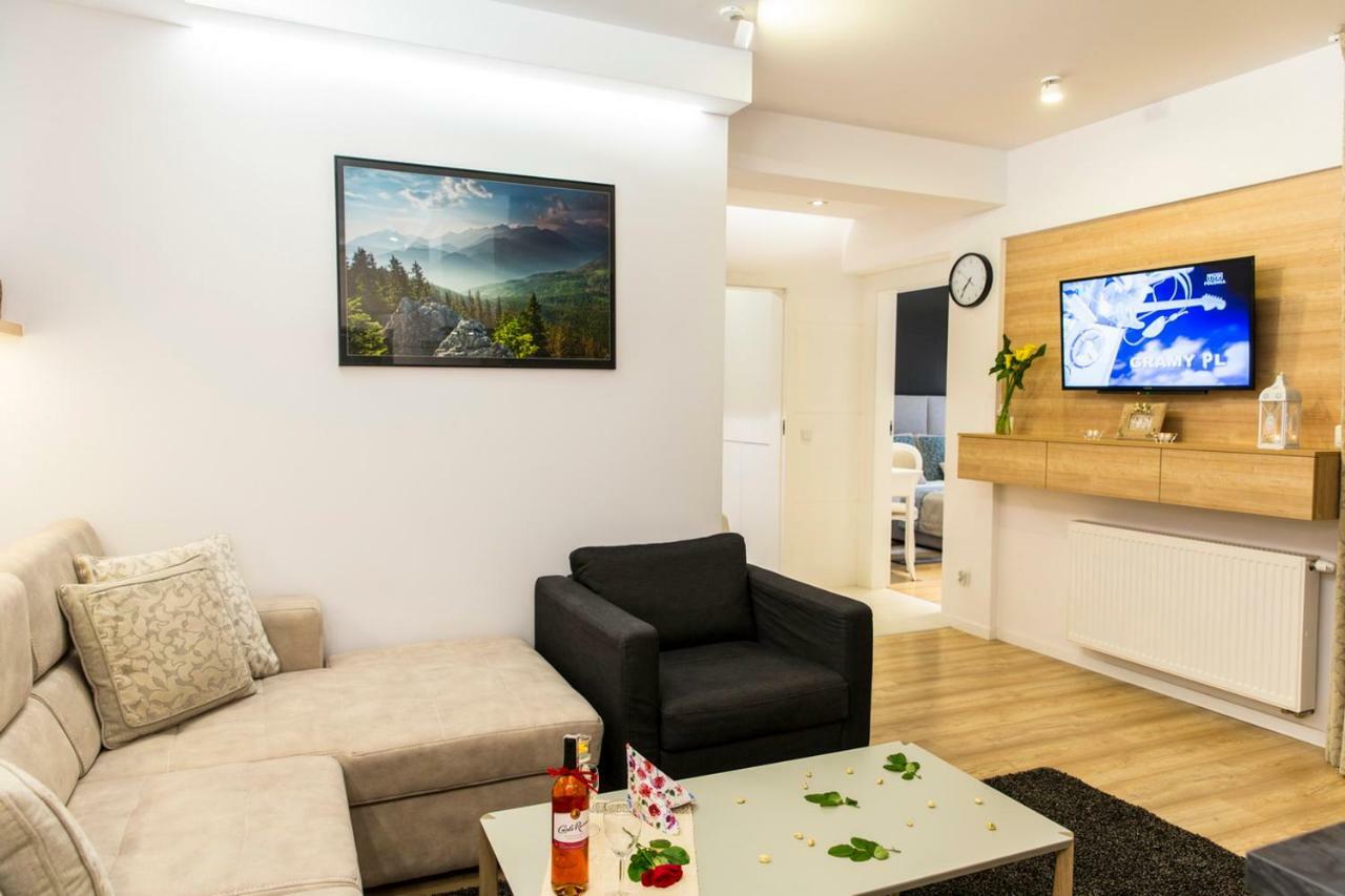 Apartament Pajo I -Rezydencja Tatry--Grota Solna--Taras--Garaz Podziemny ザコパネ エクステリア 写真