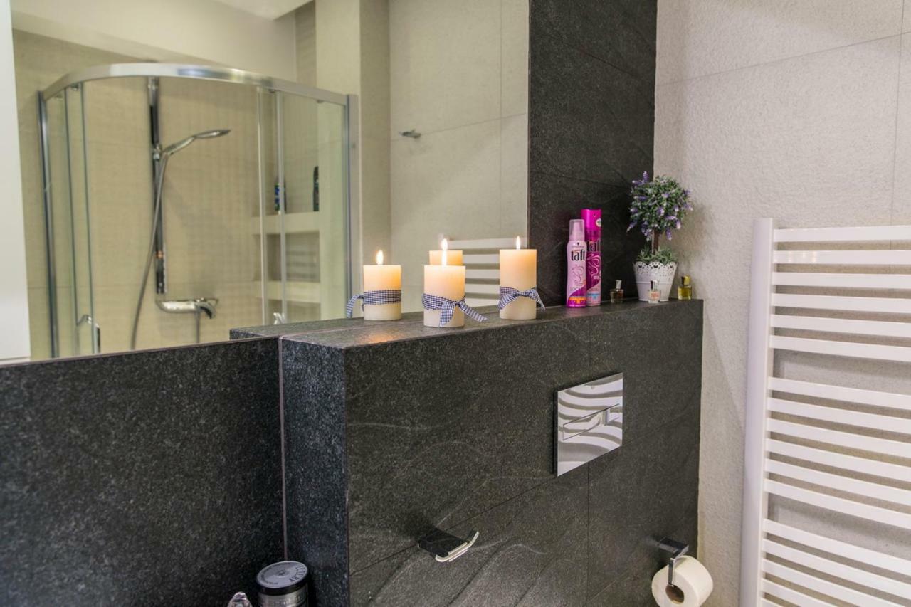 Apartament Pajo I -Rezydencja Tatry--Grota Solna--Taras--Garaz Podziemny ザコパネ エクステリア 写真